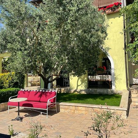 Apartments Sterna Grožnjan Екстериор снимка