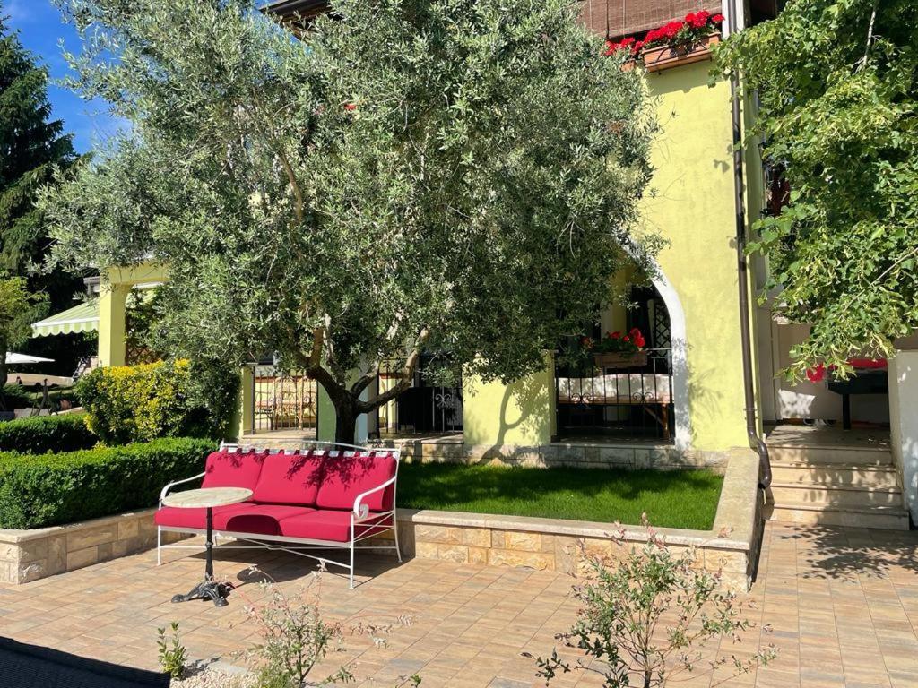 Apartments Sterna Grožnjan Екстериор снимка