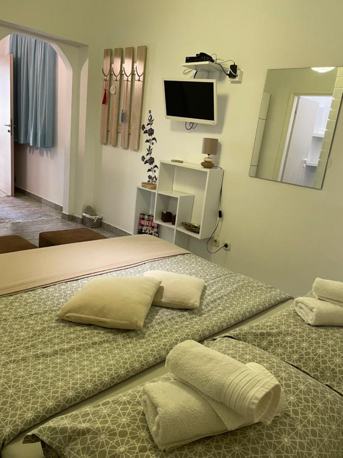 Apartments Sterna Grožnjan Екстериор снимка