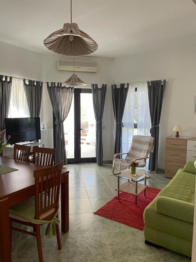 Apartments Sterna Grožnjan Екстериор снимка